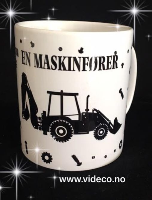Hovedbilde Krus- Maskinfører-Traktor