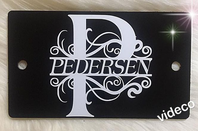 Hovedbilde Dørskilt m/tekst & monogram