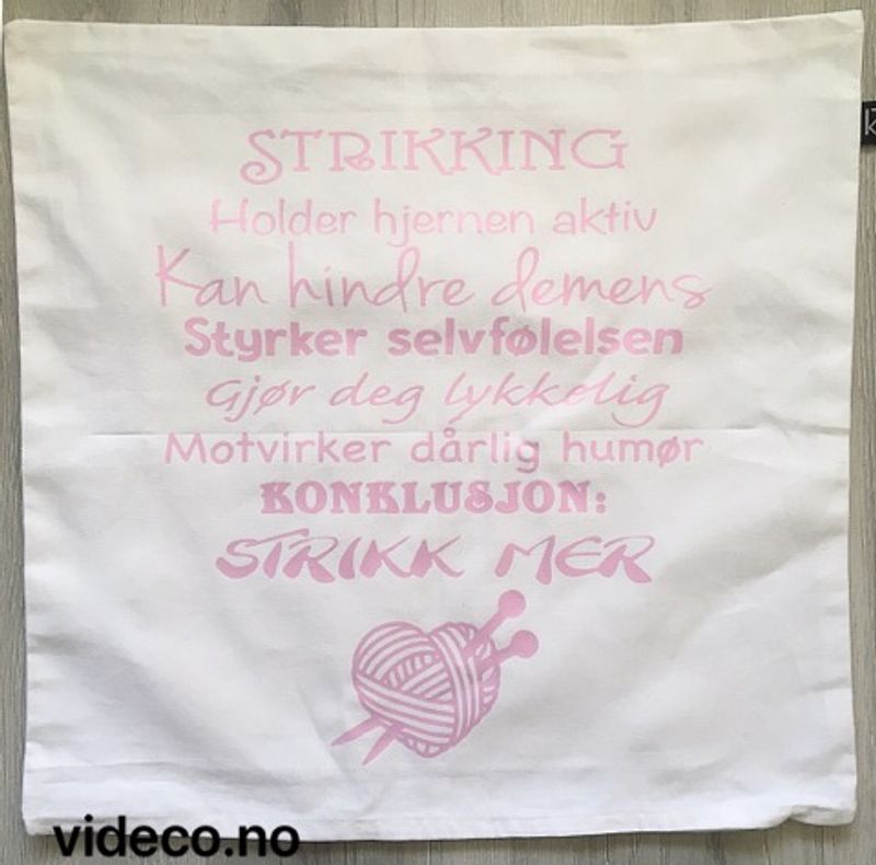 Putetrekk- Strikking holder hjernen aktiv